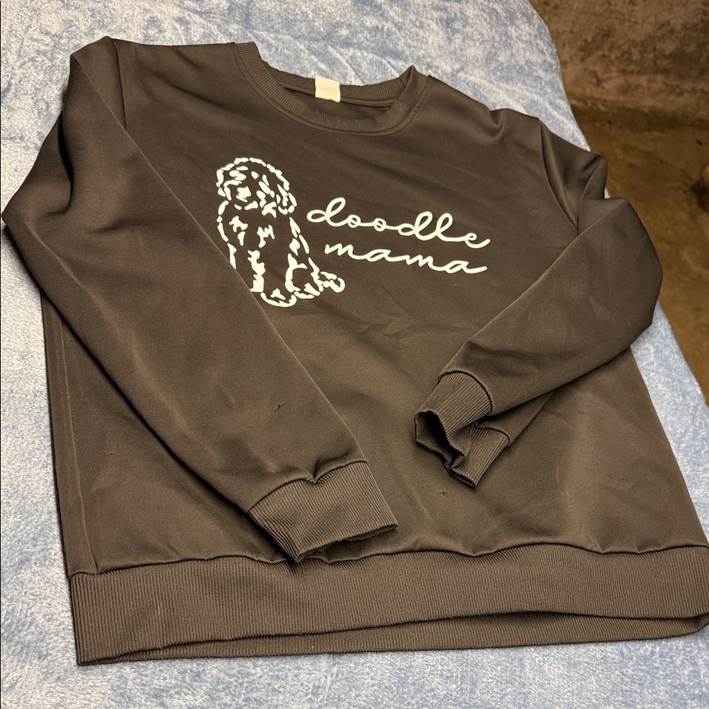 Doodle Mama Women's Black Graphic Sweatshirt